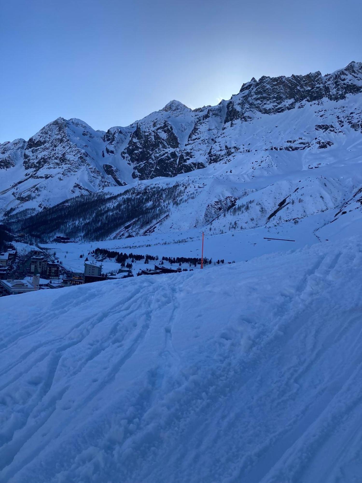 Stella Del Cervino, Ski In & Ski Out, With Garage เบรยล์-แชร์วิเนีย ภายนอก รูปภาพ